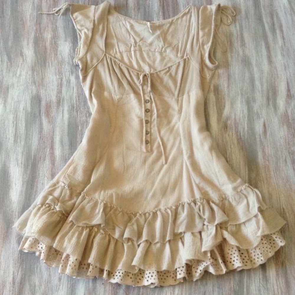 DO NOT BUY PLS!! ISO THIS FREE PEOPLE DRESS